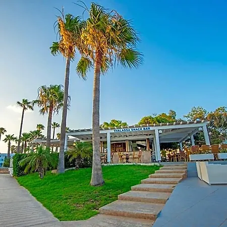 Dome Marina & 4* Lefkoşa