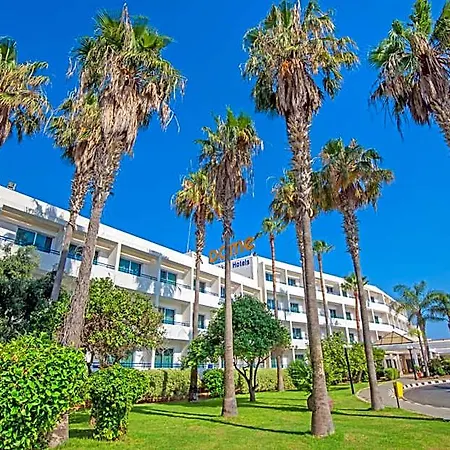 Hotel Dome Marina &