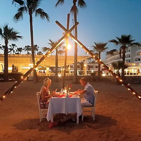 Hotel Dome Marina &