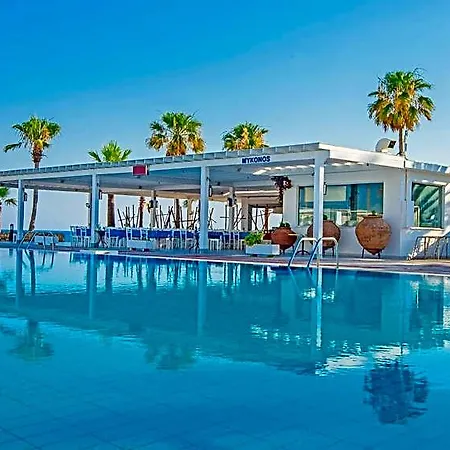 Dome Marina & Hotel