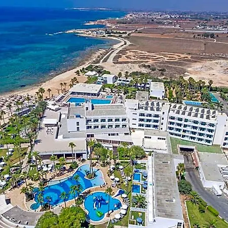 Dome Marina &